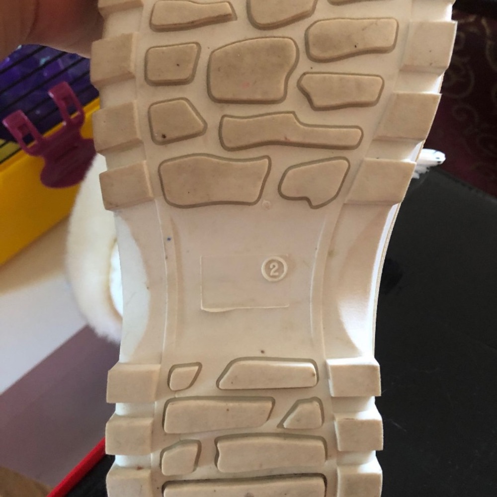 Boots - Picture 2 of 4